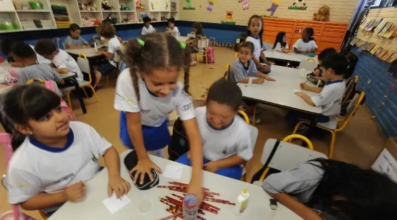 Aparecida de Goiânia inicia renovação de matrículas para alunos veteranos de CMEIs e conveniadas