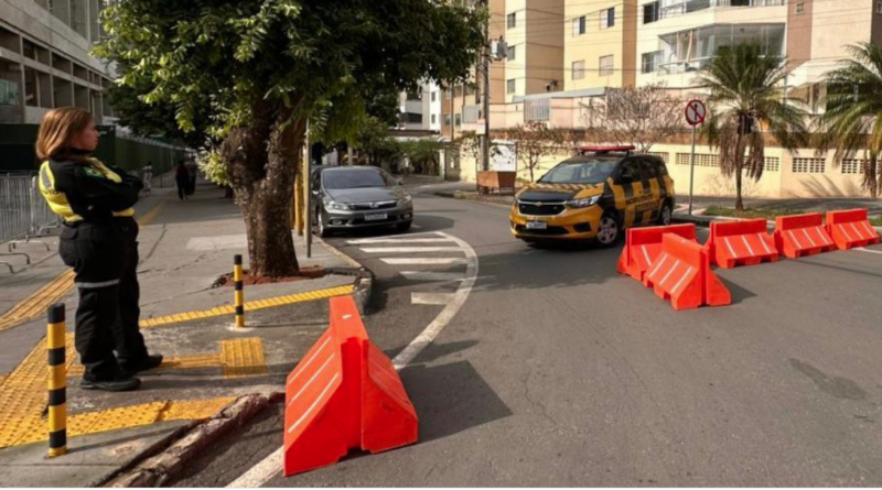 Trânsito e mobilidade em Goiânia: fechamentos de ruas devem ser solicitados pelo site da prefeitura ou nas unidades Atende Fácil