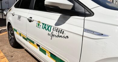 Prefeitura de Goiânia oferece treinamento a motoristas de táxi e aplicativos para atendimento ao turista