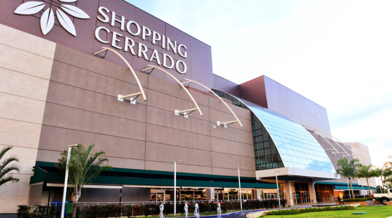 Shopping Cerrado divulga horários especiais de fim de ano