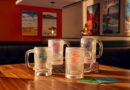 Outback Steakhouse celebra memórias com as icônicas canecas colecionáveis